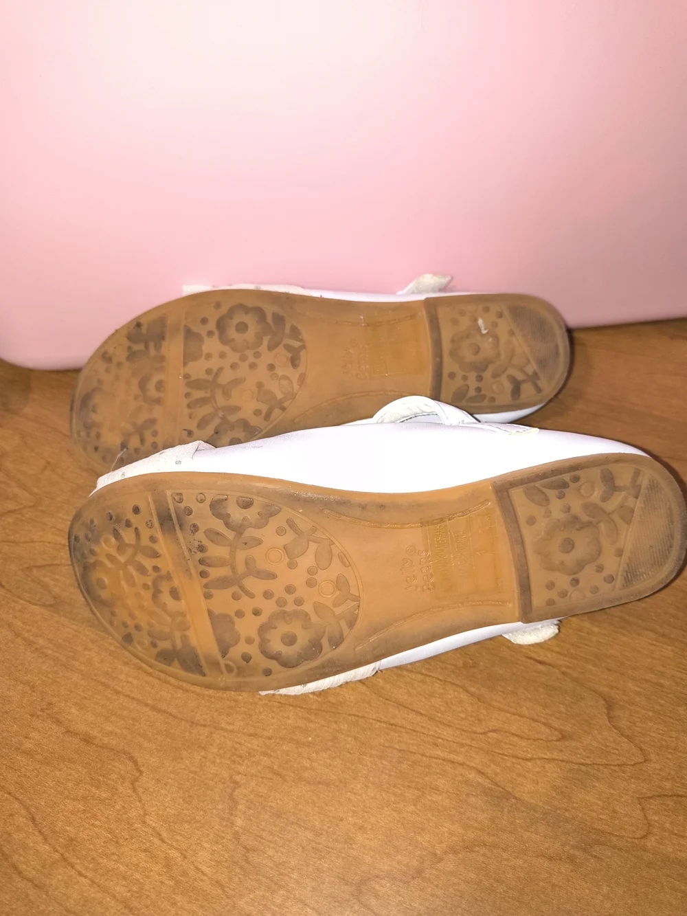 Jelly Beans White Girls' Dress Shoes with Bow